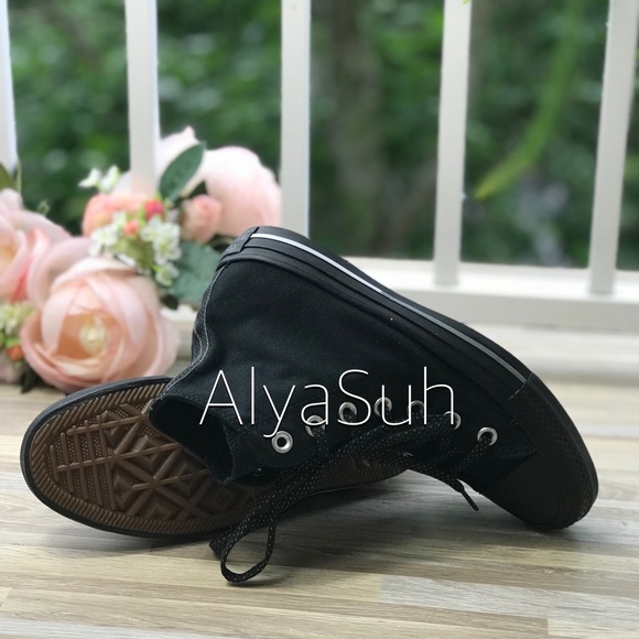 NWT Converse Shield Canvas HI Black W AUTHENTIC - Picture 5 of 7